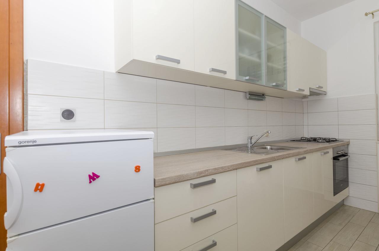 Apartment Eva P. Primosten Exterior photo